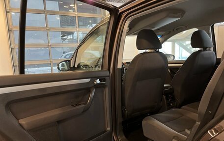 Volkswagen Touran III, 2012 год, 816 000 рублей, 24 фотография