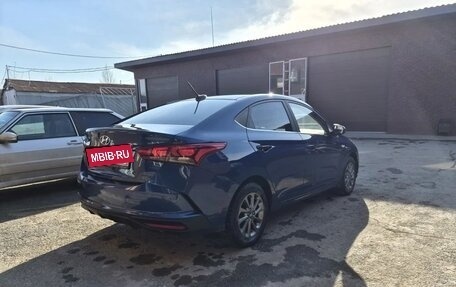 Hyundai Solaris II рестайлинг, 2022 год, 1 700 000 рублей, 3 фотография