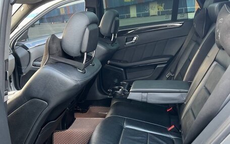 Mercedes-Benz E-Класс, 2009 год, 1 100 000 рублей, 4 фотография