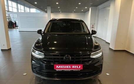 Volkswagen Tiguan II, 2022 год, 2 540 000 рублей, 8 фотография