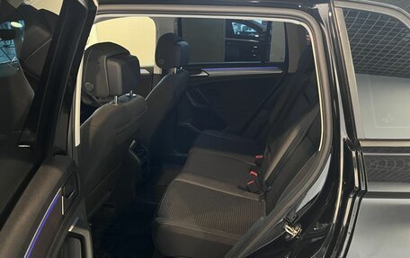 Volkswagen Tiguan II, 2022 год, 2 540 000 рублей, 24 фотография