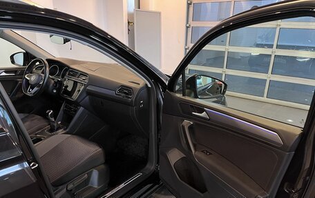 Volkswagen Tiguan II, 2022 год, 2 540 000 рублей, 26 фотография