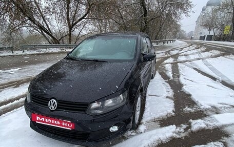 Volkswagen Polo VI (EU Market), 2012 год, 700 000 рублей, 2 фотография
