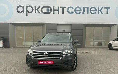 Volkswagen Touareg III, 2018 год, 4 250 000 рублей, 1 фотография