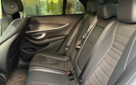 Mercedes-Benz E-Класс, 2020 год, 3 800 000 рублей, 11 фотография