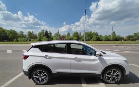 Geely Coolray I, 2022 год, 1 650 000 рублей, 4 фотография