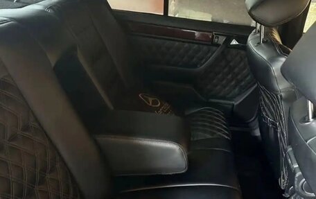 Mercedes-Benz E-Класс, 1993 год, 650 000 рублей, 25 фотография