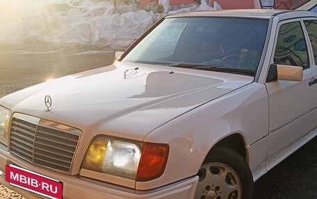 Mercedes-Benz E-Класс, 1993 год, 650 000 рублей, 29 фотография