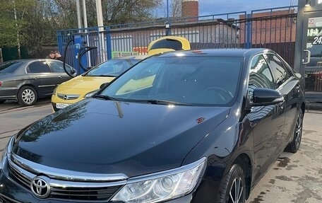 Toyota Camry, 2015 год, 2 150 000 рублей, 2 фотография