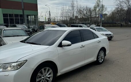 Toyota Camry, 2014 год, 1 850 000 рублей, 6 фотография