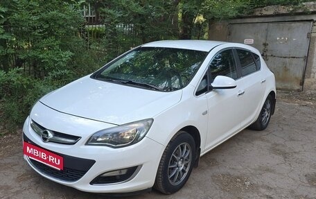 Opel Astra J, 2012 год, 880 000 рублей, 6 фотография