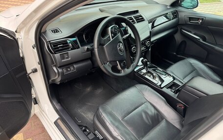 Toyota Camry, 2014 год, 1 850 000 рублей, 11 фотография