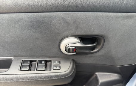 Nissan Tiida, 2011 год, 949 000 рублей, 21 фотография