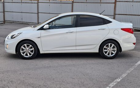 Hyundai Solaris II рестайлинг, 2011 год, 985 000 рублей, 9 фотография