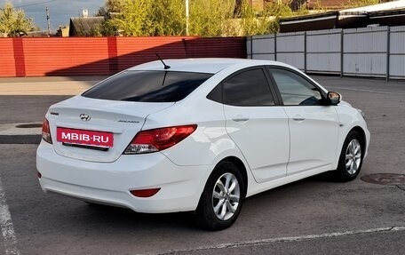 Hyundai Solaris II рестайлинг, 2011 год, 985 000 рублей, 14 фотография