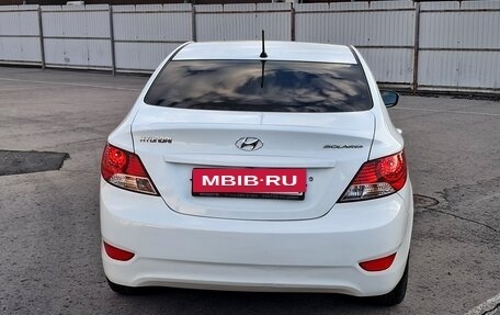 Hyundai Solaris II рестайлинг, 2011 год, 985 000 рублей, 15 фотография