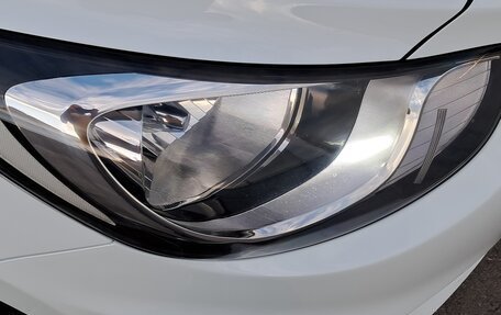 Hyundai Solaris II рестайлинг, 2011 год, 985 000 рублей, 18 фотография