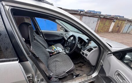 Nissan Wingroad III, 2004 год, 270 000 рублей, 2 фотография