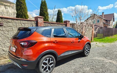 Renault Kaptur I рестайлинг, 2018 год, 1 650 000 рублей, 3 фотография