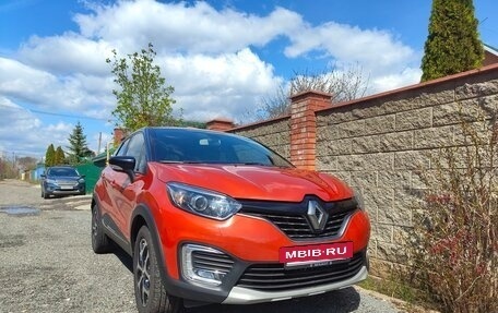 Renault Kaptur I рестайлинг, 2018 год, 1 650 000 рублей, 2 фотография