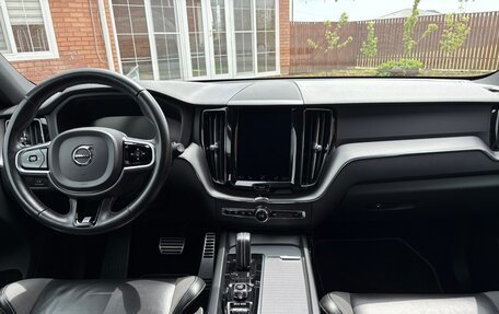 Volvo XC60 II, 2019 год, 3 850 000 рублей, 9 фотография