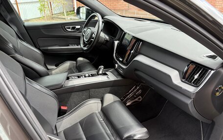 Volvo XC60 II, 2019 год, 3 850 000 рублей, 10 фотография