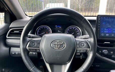 Toyota Camry, 2022 год, 3 259 000 рублей, 12 фотография