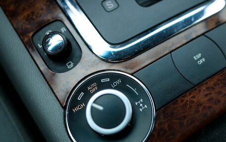 Volkswagen Touareg III, 2007 год, 1 159 000 рублей, 24 фотография