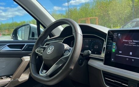 Volkswagen Tiguan II, 2021 год, 2 300 000 рублей, 4 фотография