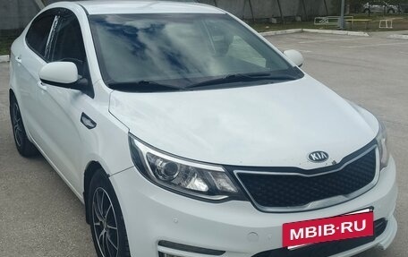 KIA Rio III рестайлинг, 2016 год, 760 000 рублей, 4 фотография