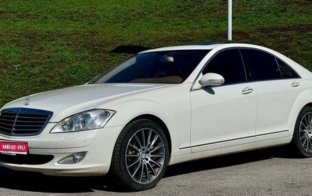 Mercedes-Benz S-Класс, 2007 год, 1 550 000 рублей, 1 фотография