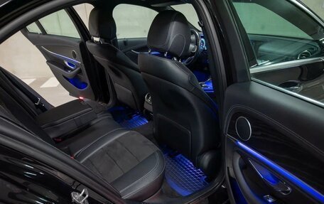 Mercedes-Benz E-Класс, 2018 год, 3 490 000 рублей, 10 фотография