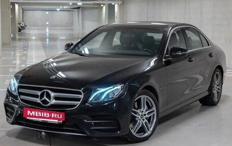 Mercedes-Benz E-Класс, 2018 год, 3 490 000 рублей, 6 фотография