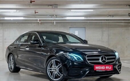 Mercedes-Benz E-Класс, 2018 год, 3 490 000 рублей, 4 фотография