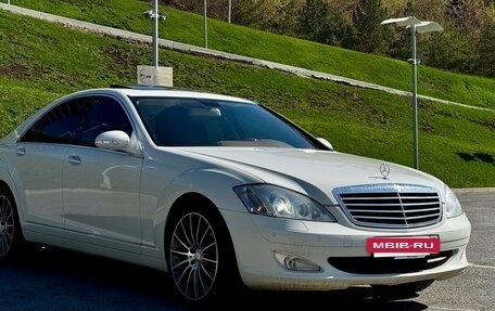 Mercedes-Benz S-Класс, 2007 год, 1 550 000 рублей, 2 фотография