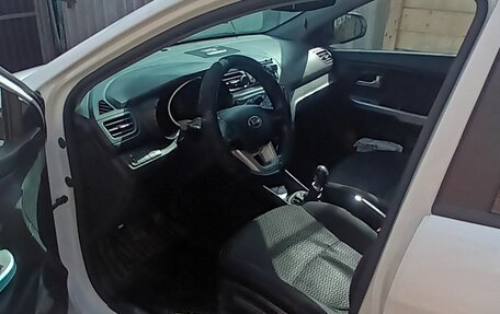 KIA Rio III рестайлинг, 2013 год, 630 000 рублей, 6 фотография