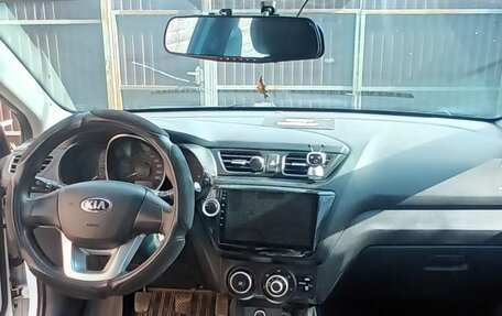 KIA Rio III рестайлинг, 2013 год, 630 000 рублей, 7 фотография