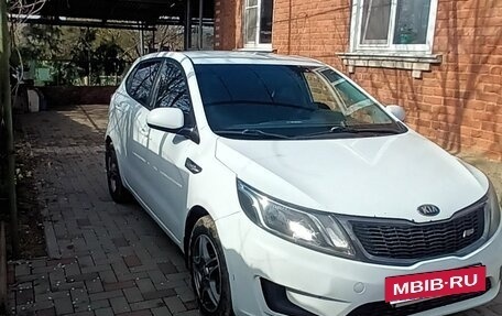 KIA Rio III рестайлинг, 2013 год, 630 000 рублей, 5 фотография