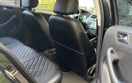 Volkswagen Jetta VI, 2012 год, 870 000 рублей, 11 фотография