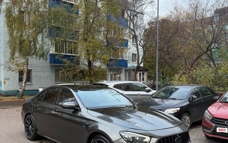 Mercedes-Benz E-Класс, 2019 год, 4 950 000 рублей, 3 фотография