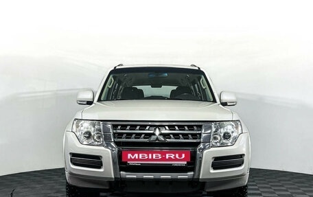 Mitsubishi Pajero IV, 2014 год, 2 247 000 рублей, 3 фотография