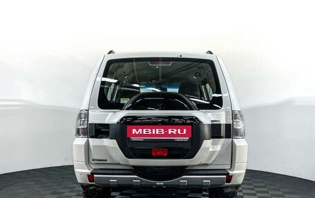 Mitsubishi Pajero IV, 2014 год, 2 247 000 рублей, 6 фотография