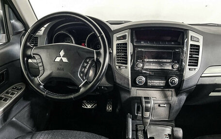 Mitsubishi Pajero IV, 2014 год, 2 247 000 рублей, 12 фотография