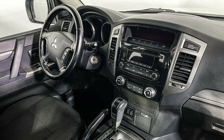 Mitsubishi Pajero IV, 2014 год, 2 247 000 рублей, 9 фотография