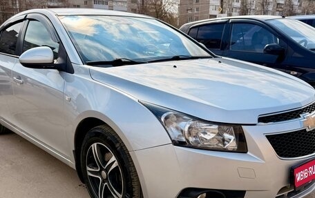 Chevrolet Cruze II, 2011 год, 629 000 рублей, 1 фотография