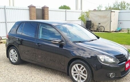 Volkswagen Golf VI, 2011 год, 800 000 рублей, 1 фотография