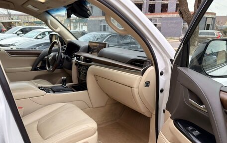 Lexus LX III, 2016 год, 6 450 000 рублей, 8 фотография