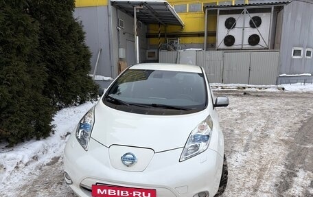 Nissan Leaf I, 2014 год, 940 000 рублей, 4 фотография