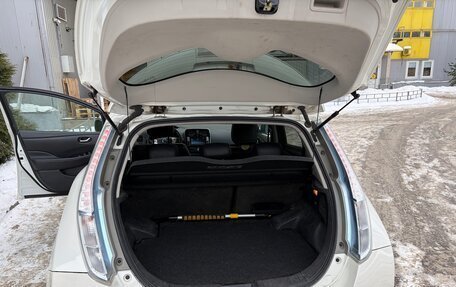 Nissan Leaf I, 2014 год, 940 000 рублей, 13 фотография