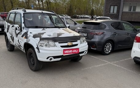 Chevrolet Niva I рестайлинг, 2010 год, 350 000 рублей, 2 фотография